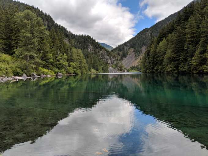 Lindeman Lake 2